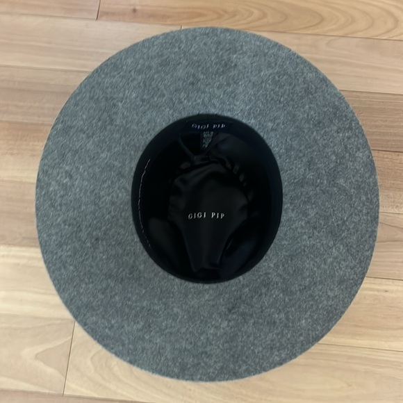 Gray GIGI PIP hat main image 5
